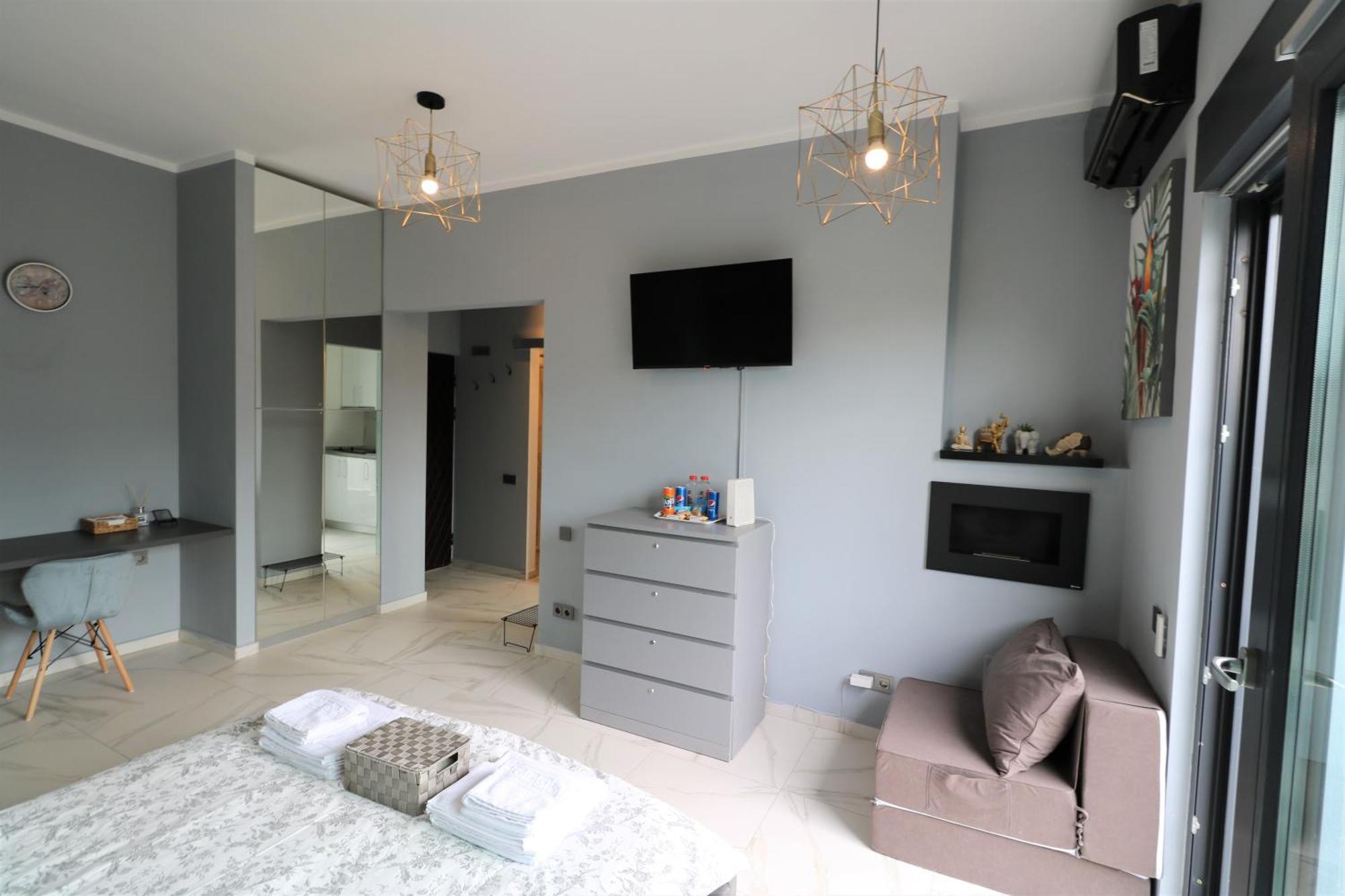 Deluxe Skyline Retreat Studio - Old Town บูคาเรสต์ ภายนอก รูปภาพ