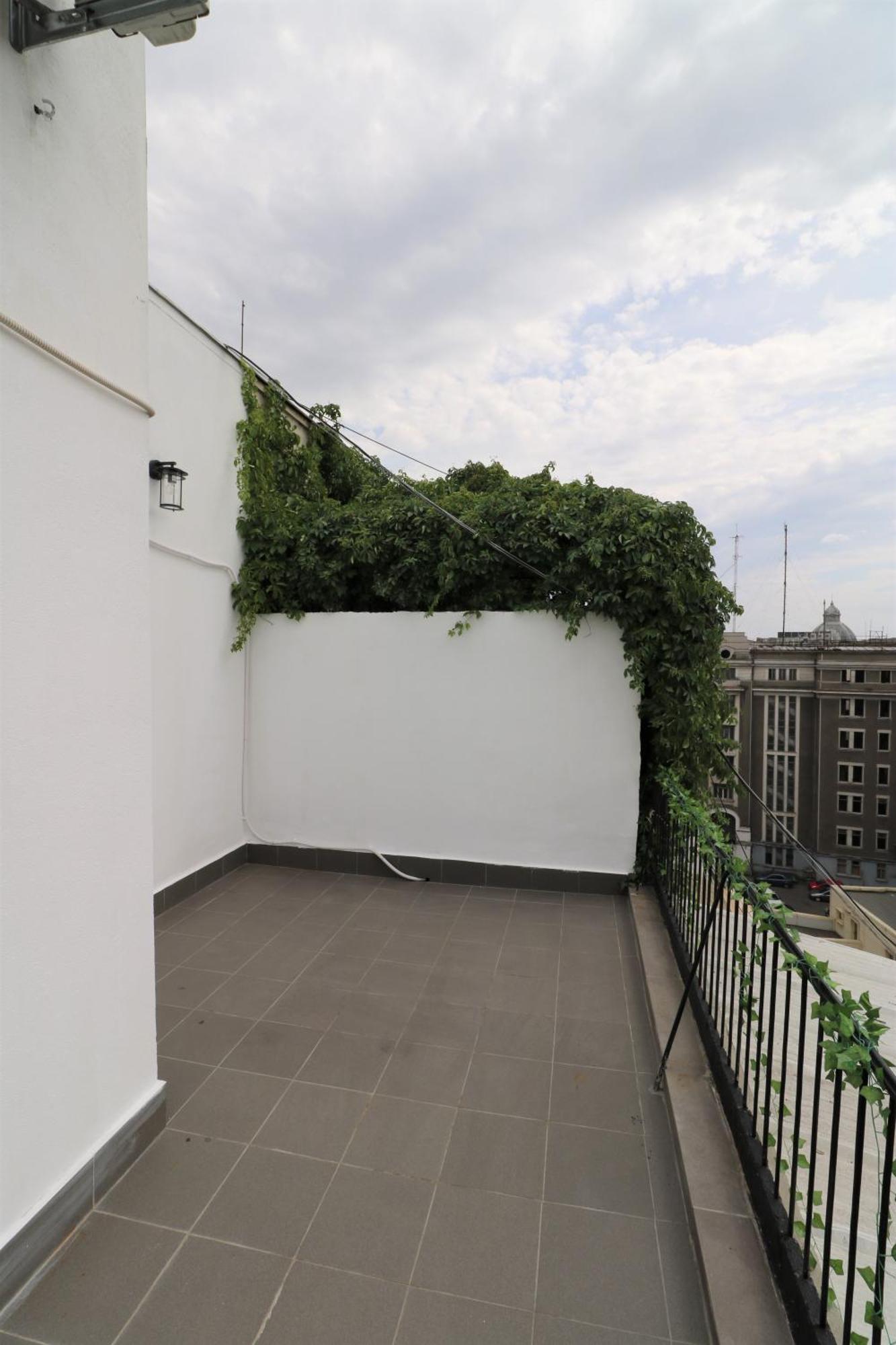 Deluxe Skyline Retreat Studio - Old Town บูคาเรสต์ ภายนอก รูปภาพ