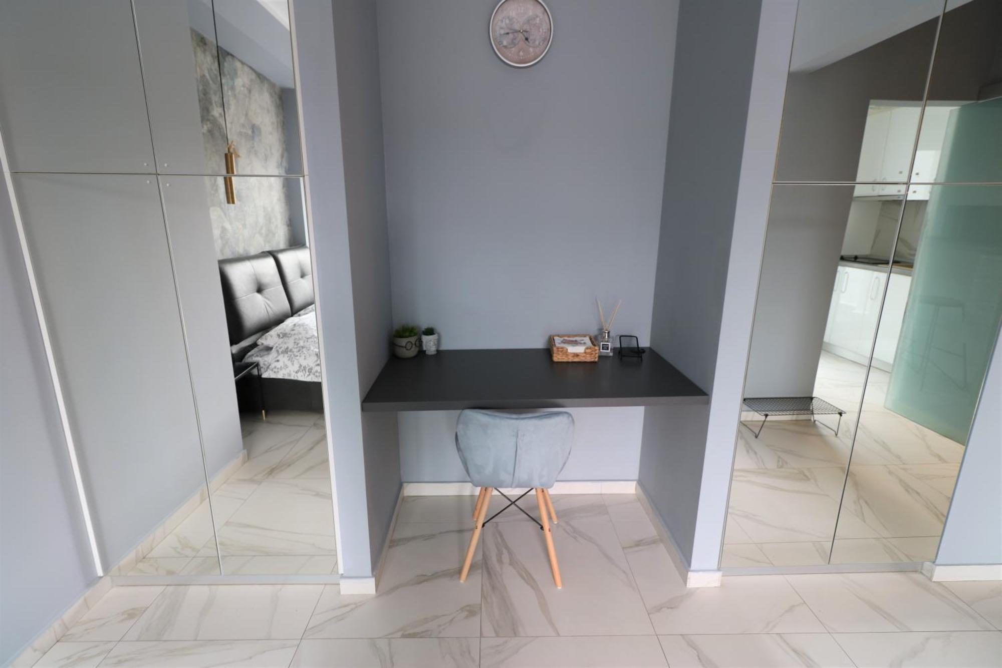 Deluxe Skyline Retreat Studio - Old Town บูคาเรสต์ ภายนอก รูปภาพ